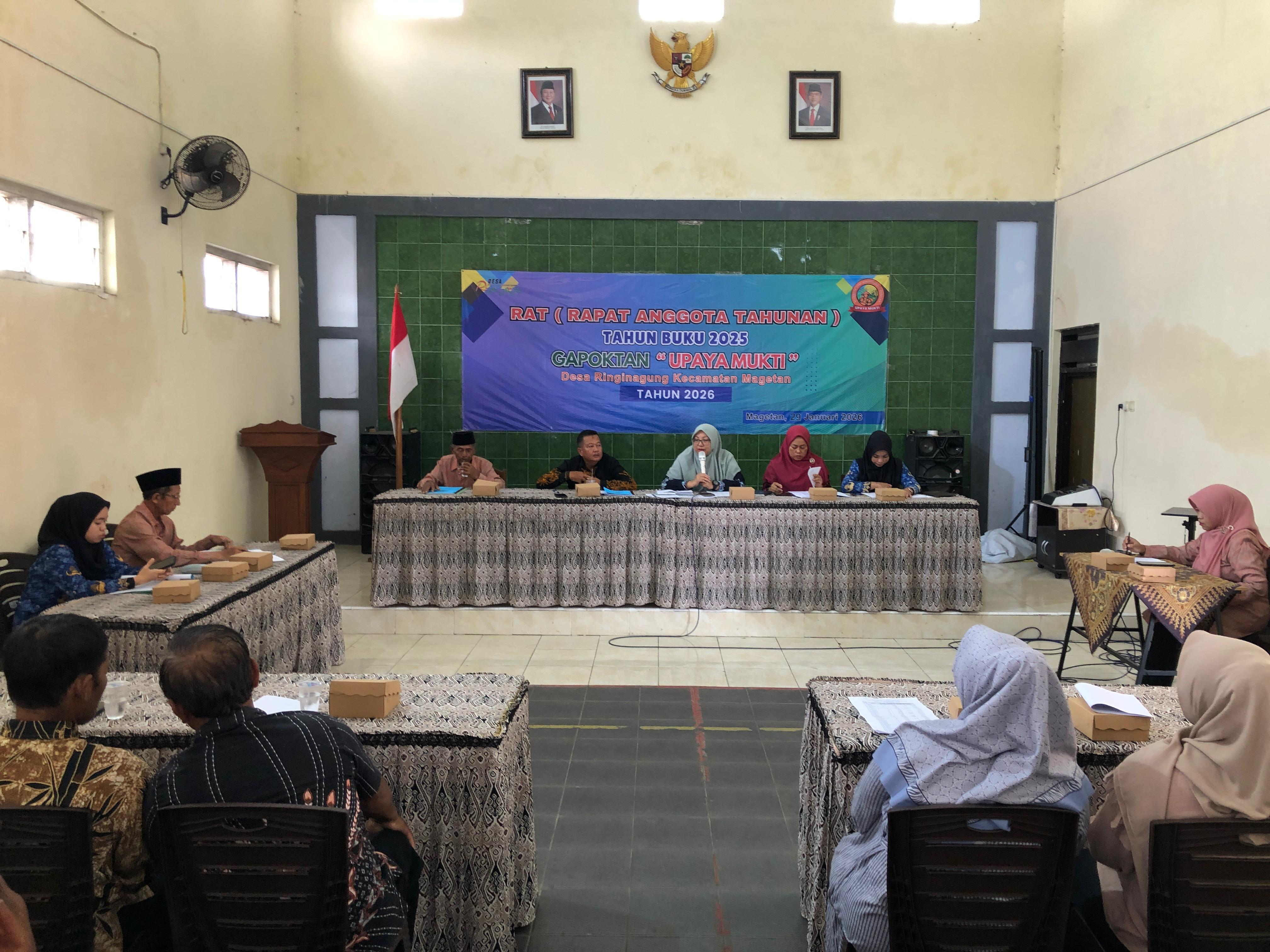 GAPOKTAN UPAYA MUKTI DESA RINGINAGUNG GELAR RAT TAHUN BUKU 2025
