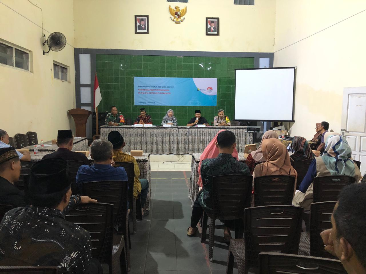 DESA RINGINAGUNG GELAR RAPAT KOPERASI DESA MERAH PUTIH
